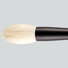 Load image into Gallery viewer, HIRO 01 Face Brush