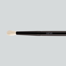 Load image into Gallery viewer, HIRO 05 Eyeshadow Brush